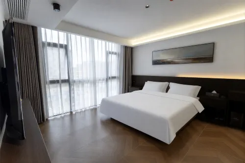 Weining Lanyu Hotel - Bintang 2