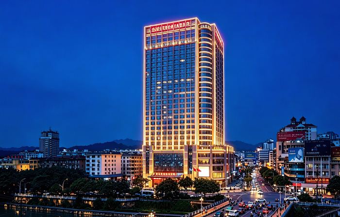 Ramada by Wyndham Longyan