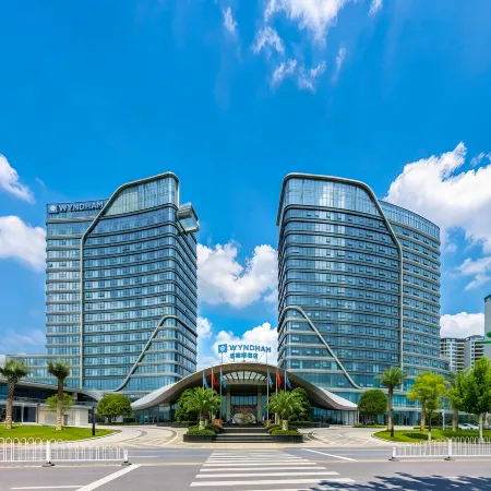 Qiyang Yuanfu Wyndham Hotel