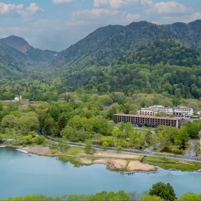 Kamenoi Hotel Okunikko Hotels near Lake Chūzenji