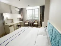 Baise Moon Semi-bending Theme Hotel