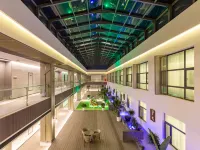 Heqi·Yard Hotel (Datong Yudong Government Branch) Hotels near Datong Museum