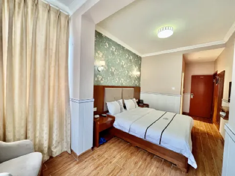 Quanjia Theme Hall (Wenjiang Vocational College of Art) Hotels near Slow Time Fresh Flower Town