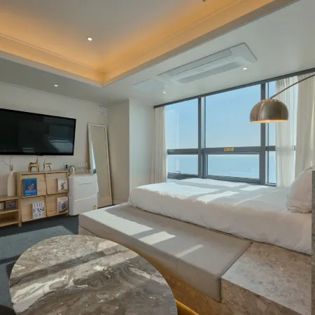 UH Suite the Haeundae Hotels in Busan
