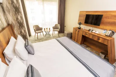 Istanbul Airport Express Hotel Отели в г. Арнавуткёй