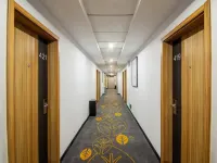Meet Light Luxury Hotel (Xushui No. 2 Middle School Railway Station Branch) Hotels near Mosque (Qingzhensi Street)