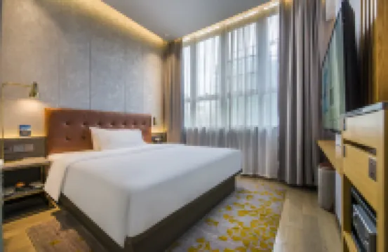 深圳蘇艾飯店（南油服裝城四海地鐵站店） 百果園(興工路店)附近的飯店