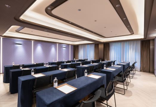 크리스탈 오렌지 호텔 조식 이미지