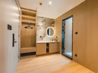 Xiyuan International Hotel (Nanyang Railway Station Xinhua City Plaza) Hotels in Nanyang