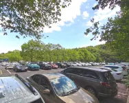 Xihai Hot Spring Holiday Hotel - parking