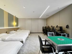 Aurora Light Luxury E-sports Hotel