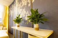 Qingmang Quality Hotel Hotel di Mangya