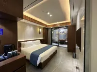 Ningjing Hotel (Ningbo Tianyi Square Chenghuang Temple) - 4-Star