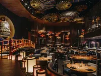 Отель Marina Bay Sands Отели рядом с достопримечательностью «Станция метро Bayfront»