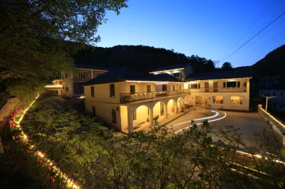 Beijing Ling Valley Yiyujing Villa Hotels in der Nähe von Jianpi Peak