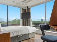 Roomzzz London Stratford Hotels near London Velopark