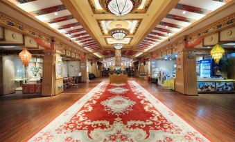 Holy Lotus Tibetan courtyard Hotel