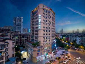 Home Inn Baiyun Hotel (Chengdu Qingbaijiang Branch)