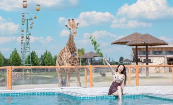 All Love Park Giraffe Manor Hotel