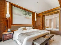 Regal Palace Resort Hotels in Huidong