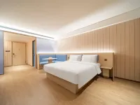 HanTing Hotel (Yuzhou Shizhengfu) - parking