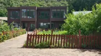 Courtyard Homestays in Huanglong County Hotels near Huanglong Mountain Scenic Area - Viewing Platform