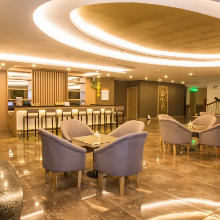 Muong Thanh Luxury Phu Tho Отели в г. Вьетчи