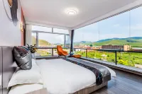 Yunshang No.8 · Mountain View Luxury Vacation Boutique Stay (Fengning Datanzhen) - Balcony
