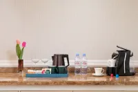 Golden Bauhinia International Hotel