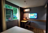 IKEA Selective Chain Hotel (Longzhou Dushan Road Branch)