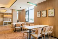 Pero Hotel (Lianyungang Donghai High-Speed Railway Station)