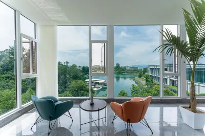 Bihuju 270° Intelligent Lake View Family Vacation Villa (Qiandao Lake Southeast Lake District) 천도호 맥주 마을 주변 호텔