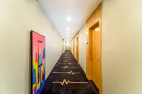 Selected Hotel (Lishui Shuige International Auto City)