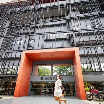 Icon Park Hotel, Chiang Mai Hotels near Wat Phra Singh
