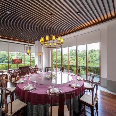 Yunfu Xinxing Chanquan Resort Hotel