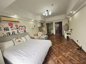 Peach Blossom Valley B&B (Huishan Wanda Branch)