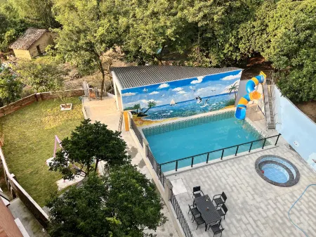 Qingyuan Fogang Xile Shangpin Hot Spring Pool Villa Отели рядом с достопримечательностью «Tangtang Ancient Dwellings»