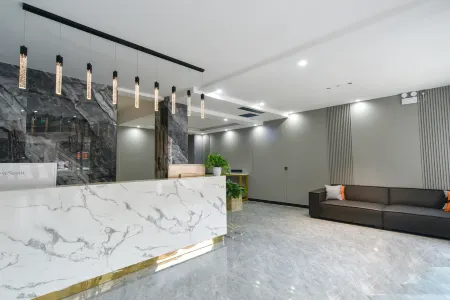 Jiyuan Shiran Hotel Отели рядом с достопримечательностью «Jiyuan Vocational and Technical College (New Campus)»