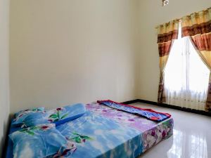 Dewisri Homestay