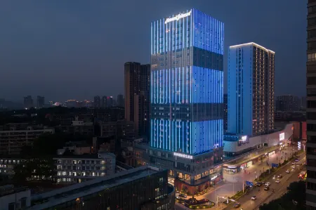 JUNLI HOTEL ZHUZHOU Отели рядом с достопримечательностью «Shifeng Park»