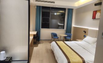 Lan Wan hotel(Fuyang railway station shop)