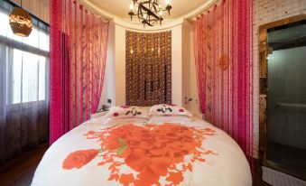 Yelia Creative Hotel (Yiwu Xiuhu Subway Station)