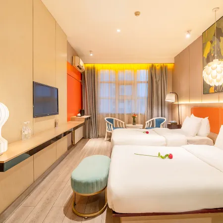 Railway Business Hotel (xinyang Railway Station Branch)