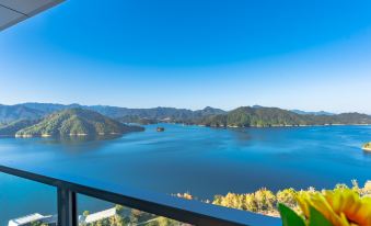 Fang Xiaoyi Junx Home Theater LOFT Lakeside Apartment (Central Lake District Tianyu Scenic Area)