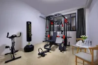 Yangshuo Lanyin Linshu (West Street Branch) - Fitnessstudio