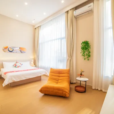 學府商務飯店（延吉延邊大學網紅牆店） 延大學府廣場附近的飯店