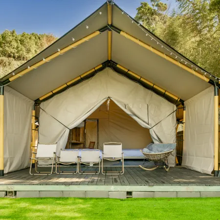 Grow Tree Glamping