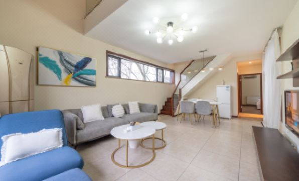 Mansu·Qingchengshan Shangshan Villa (Qingchengshan High-speed Railway Station Branch)