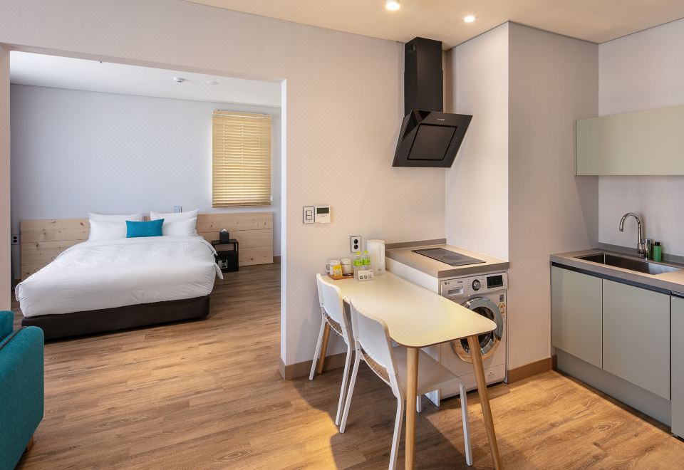 라코지스테이서울 주차장