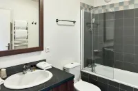 Zenitude Hôtel Résidences Roissy Village - Apartments